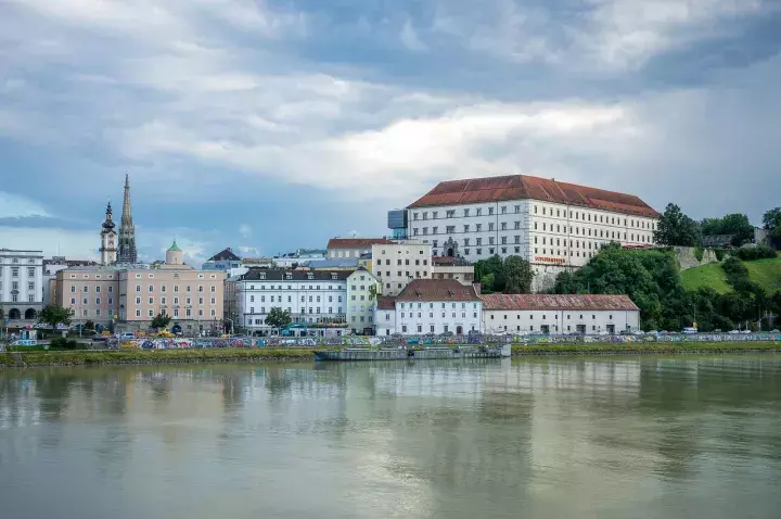 Австрия и Узбекистан ведут переговоры о взаимном признании апостилей