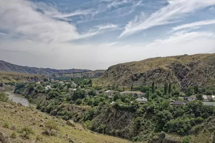 Кыргызстан готовится внедрить систему электронного апостиля